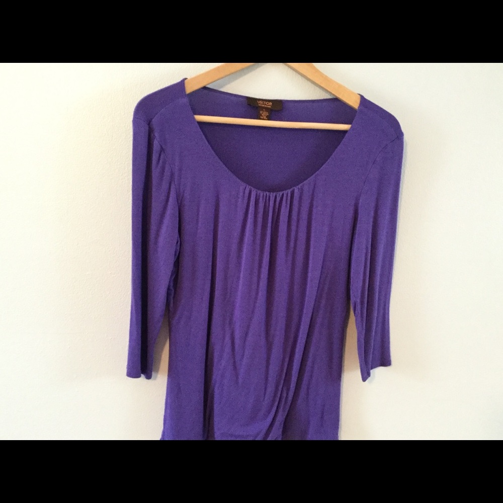 Victor Alfaro size small top